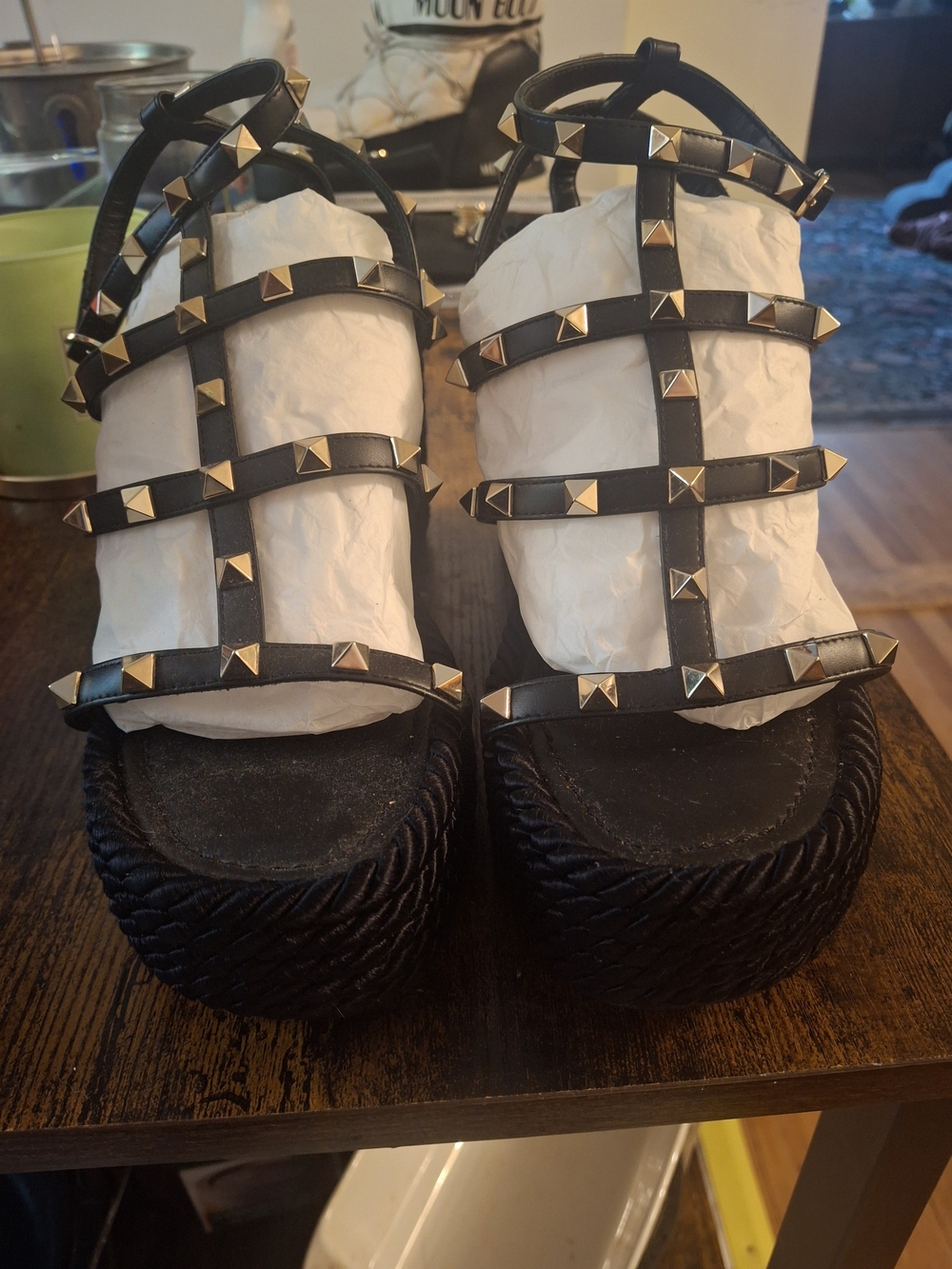 Valentino Rockstud Wegde Sandal Sz 9 Eur 40 - Picture 2 of 6